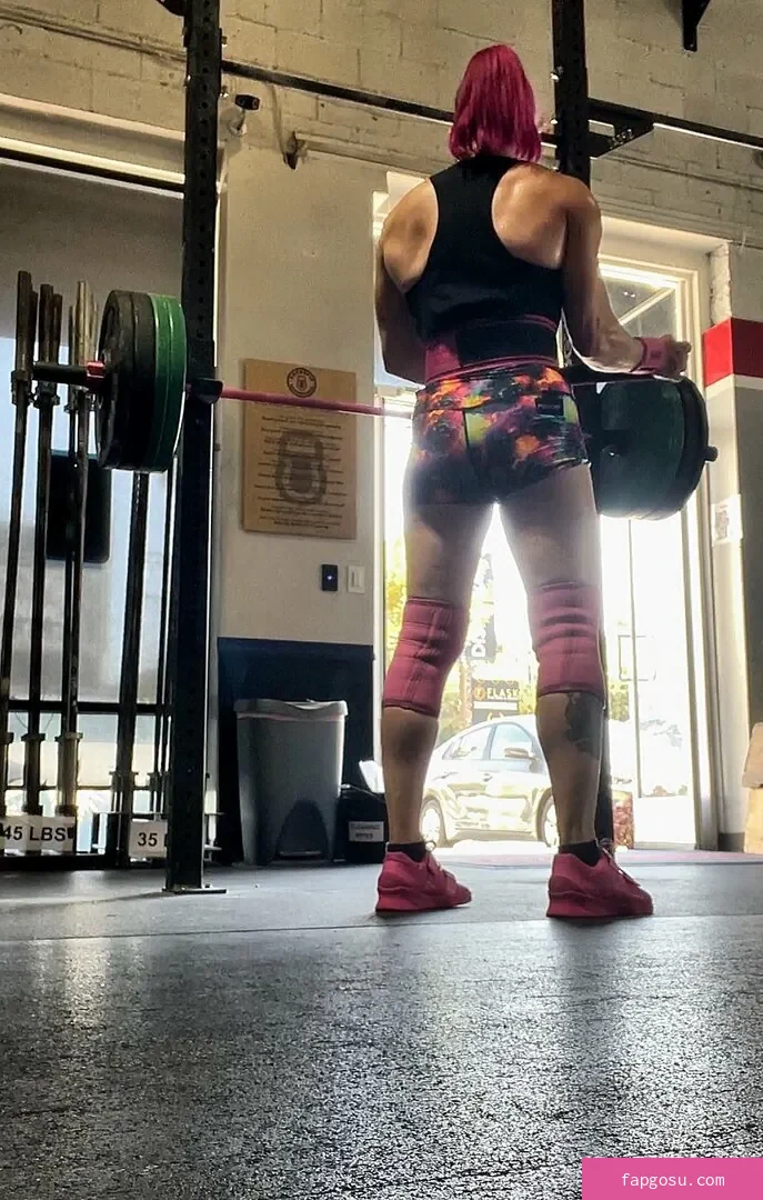 Claire Max