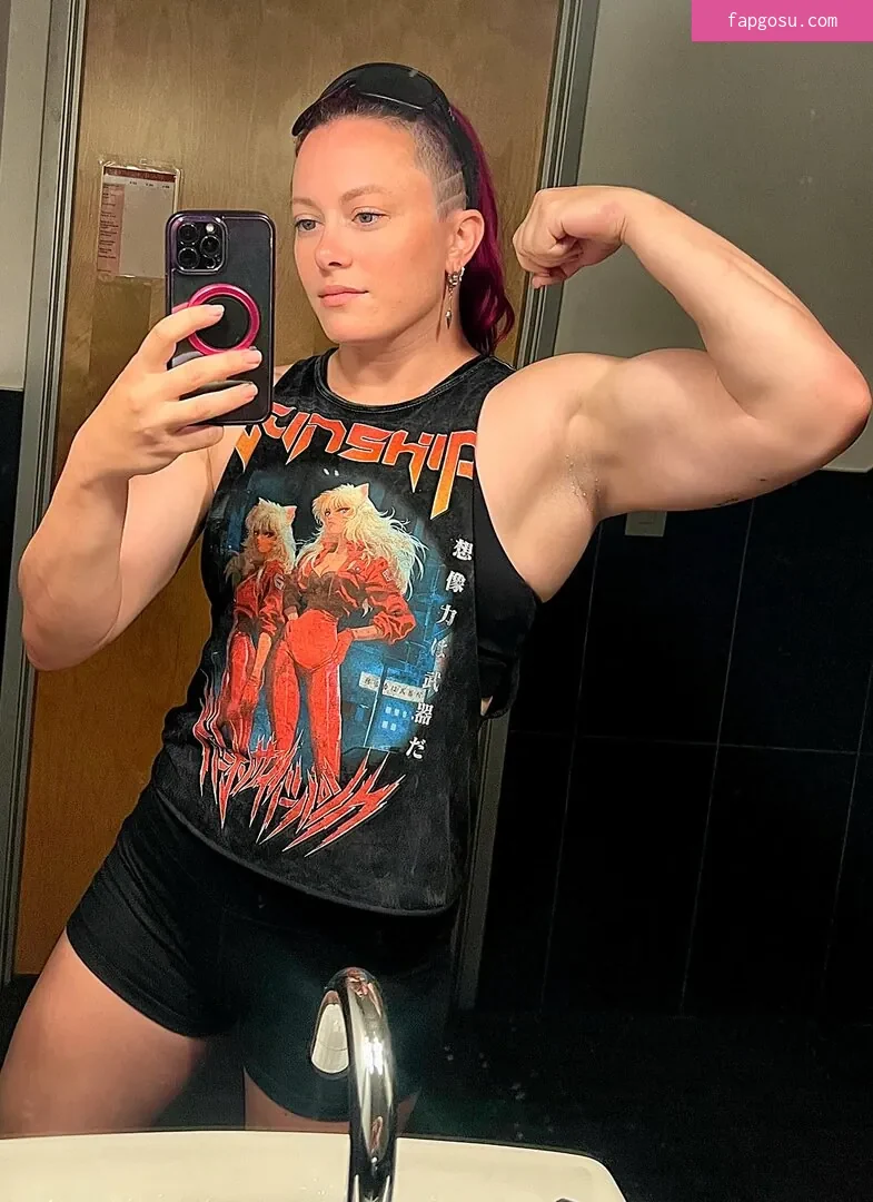 Claire Max