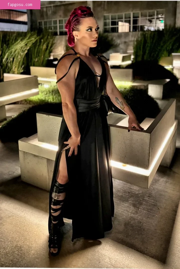 Claire Max