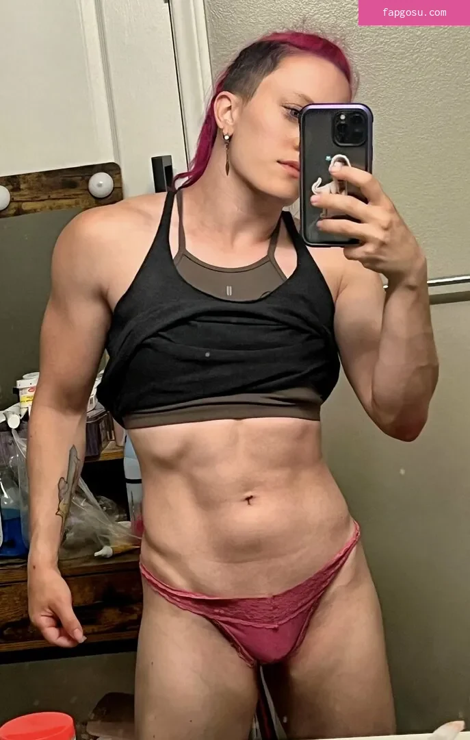 Claire Max