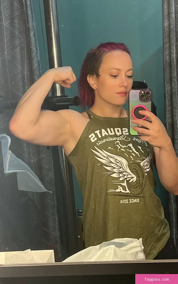 Claire Max