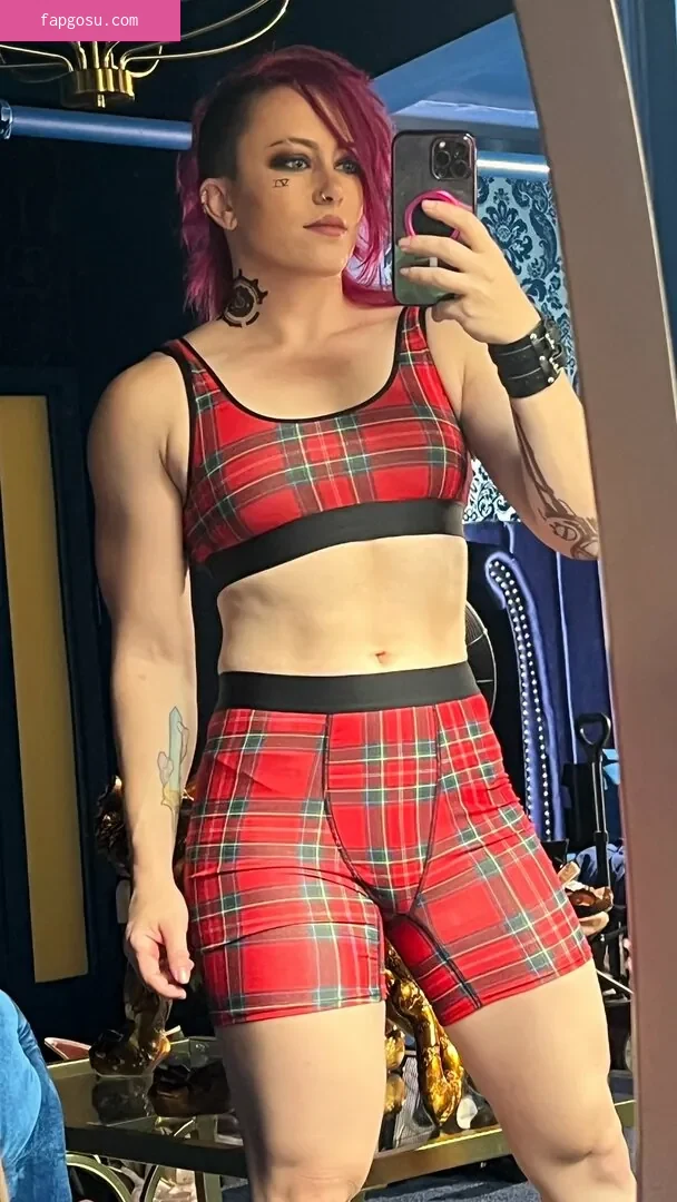 Claire Max