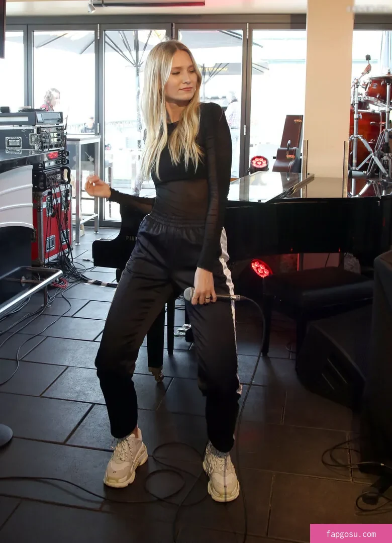Carolin Niemczyk