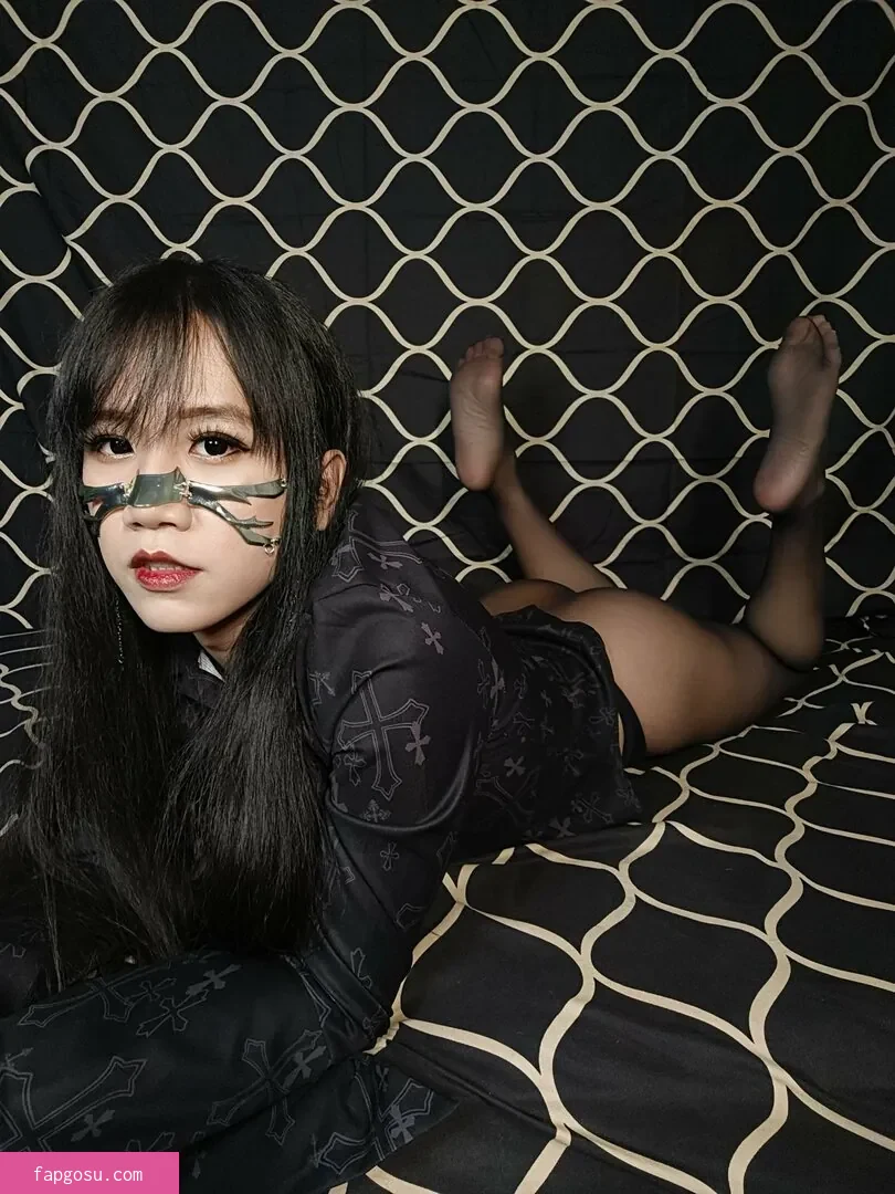 Charlotte Niya