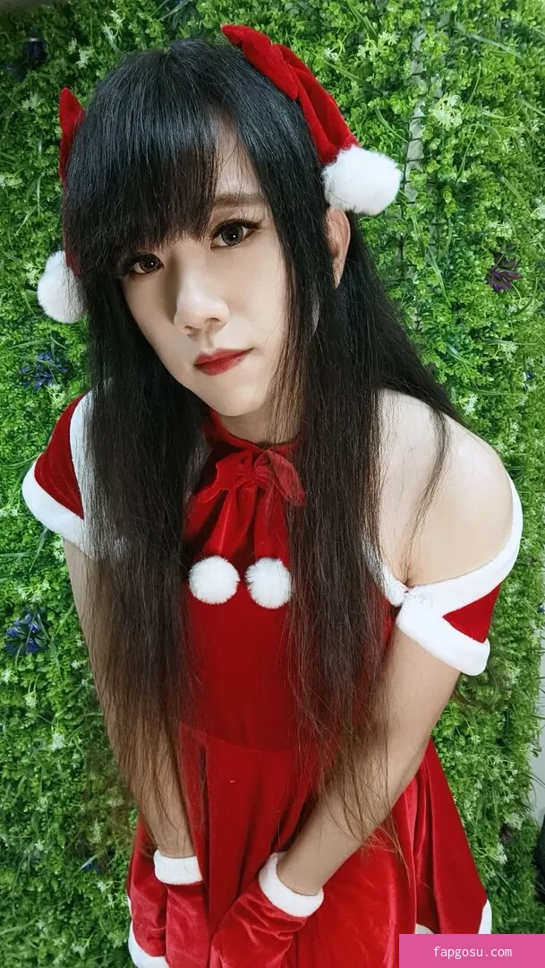 Charlotte Niya