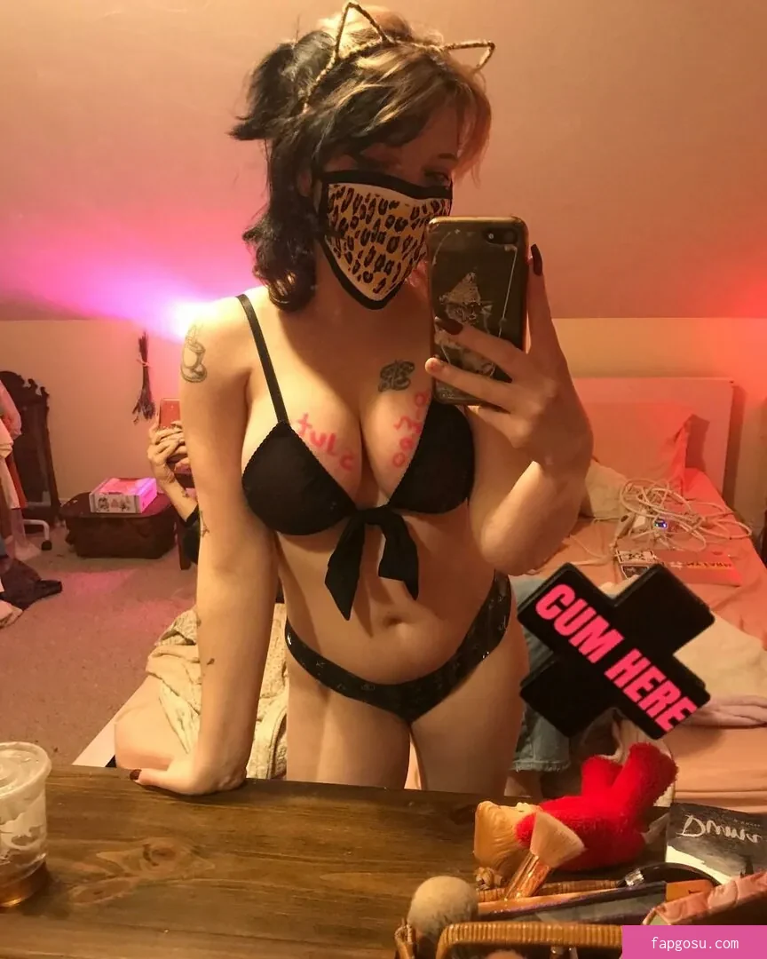 Charli O