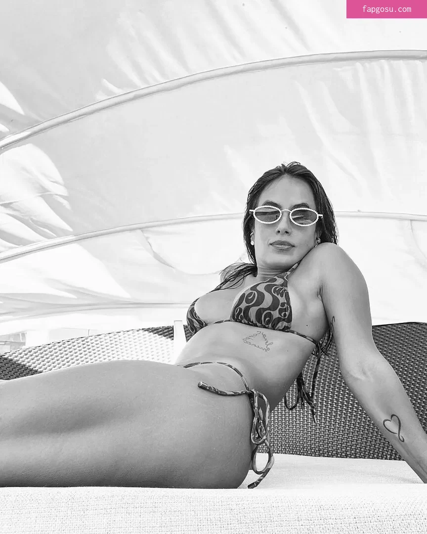 Carol Peixinho