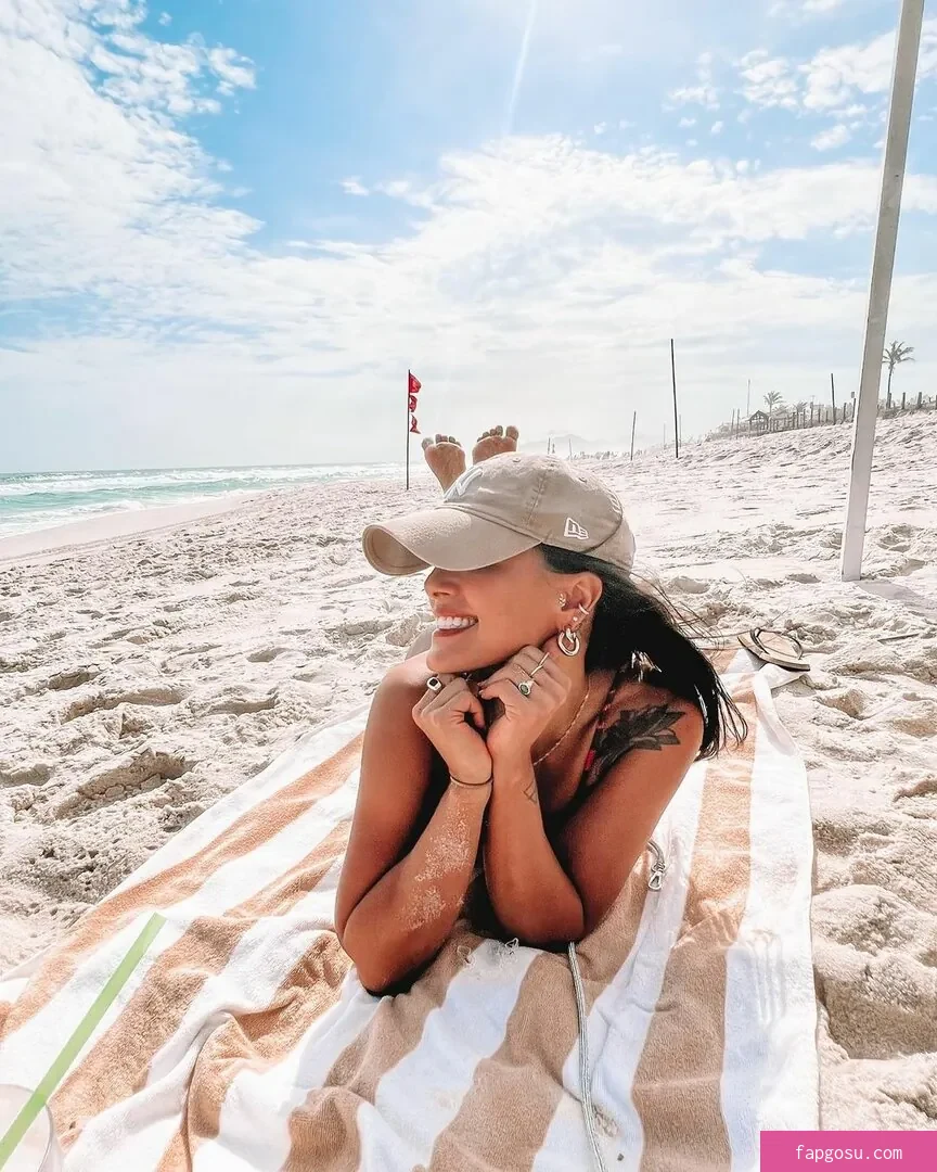 Carol Peixinho