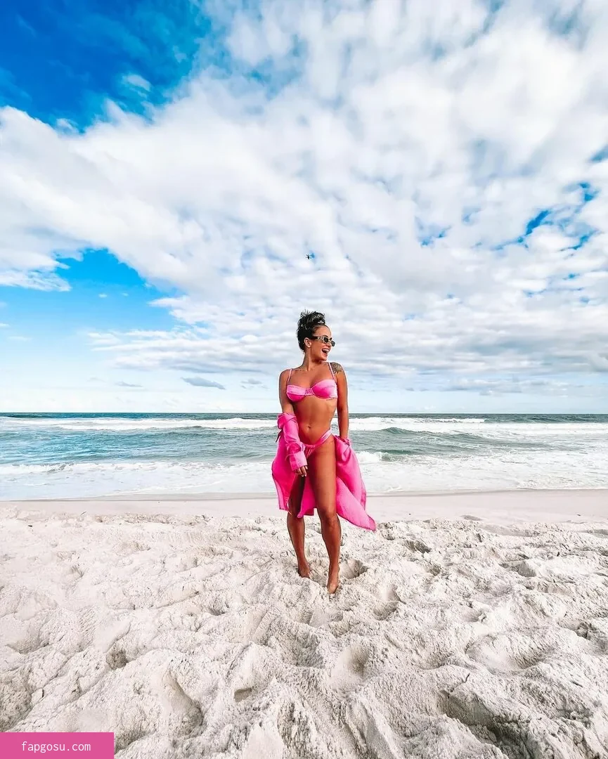 Carol Peixinho