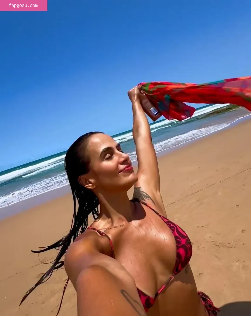 Carol Peixinho