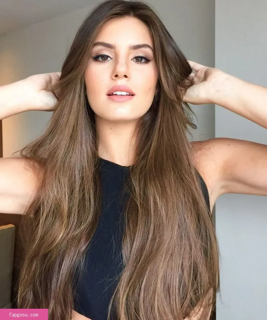 Camila Queiroz