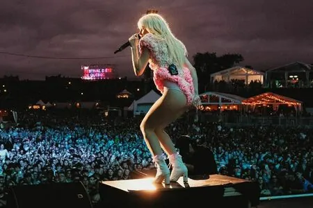 Carly Rae Jepsen