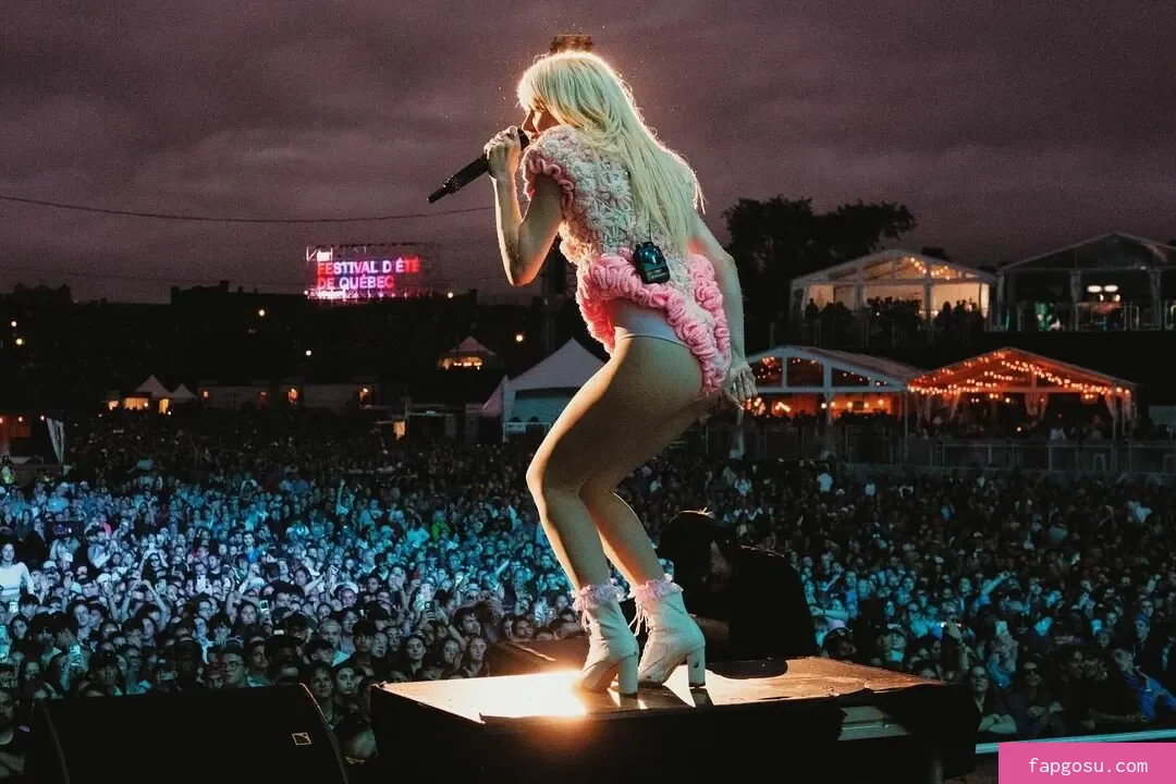 Carly Rae Jepsen - Photo #106