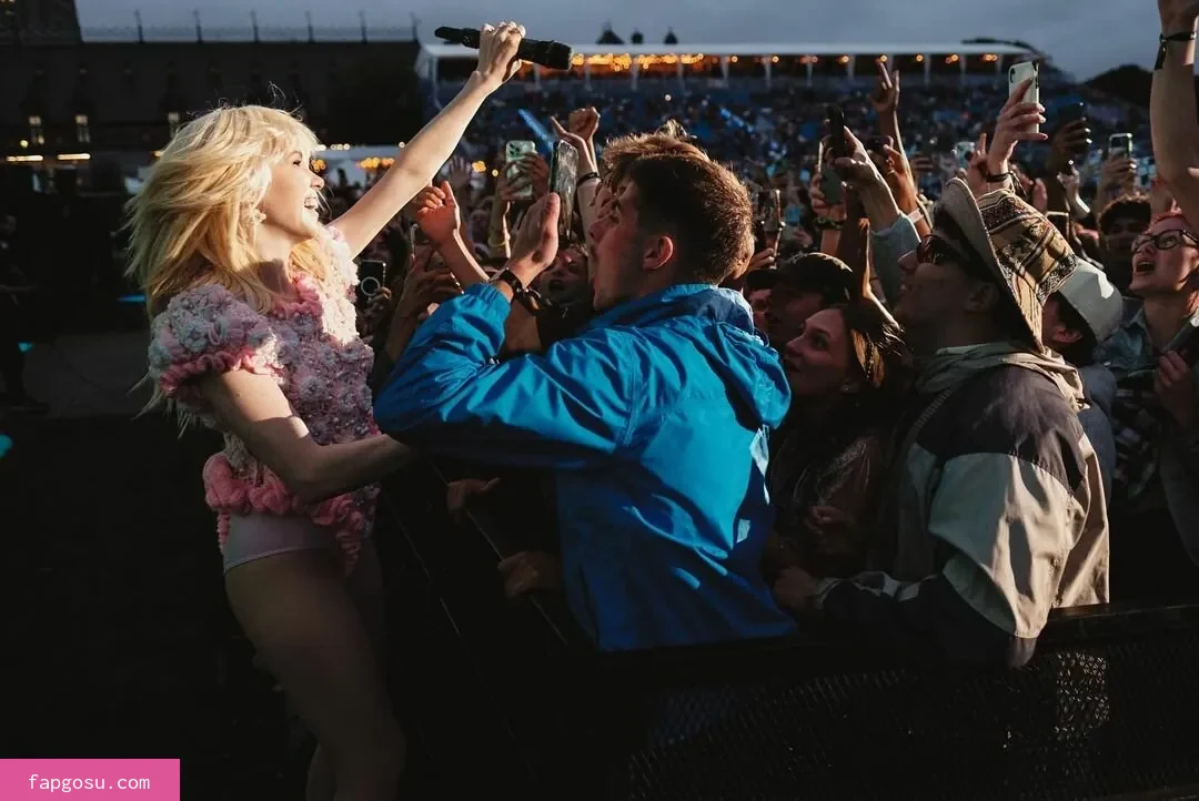 Carly Rae Jepsen - Photo #112