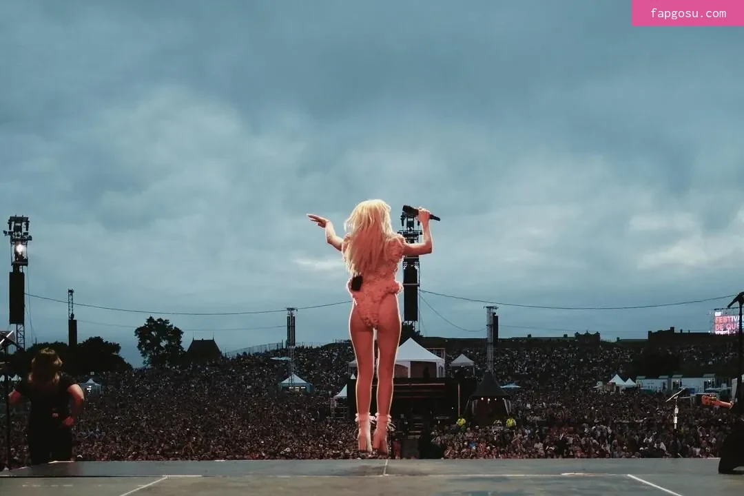 Carly Rae Jepsen - Photo #113
