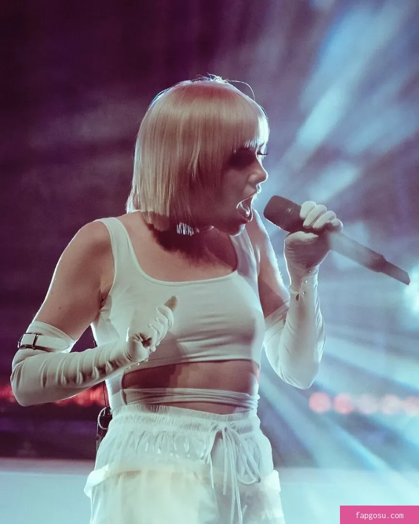 Carly Rae Jepsen - Photo #20
