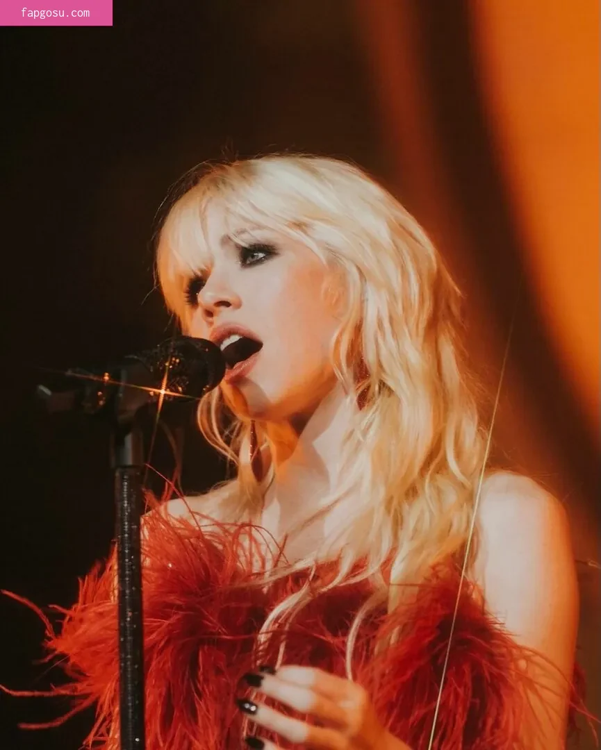 Carly Rae Jepsen - Photo #48