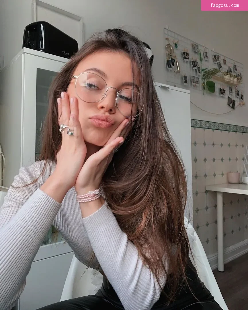 Celina Schacht
