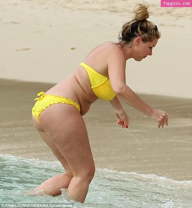 Claire Sweeney - Photo #8