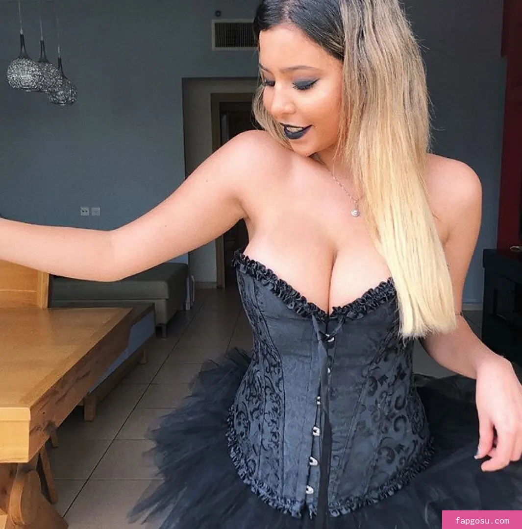 Coral Sharon