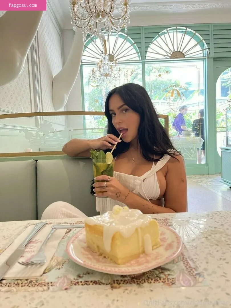 Claudia Tihan
