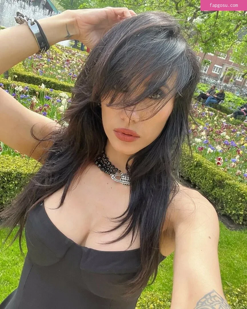 Cristina Valenzuela