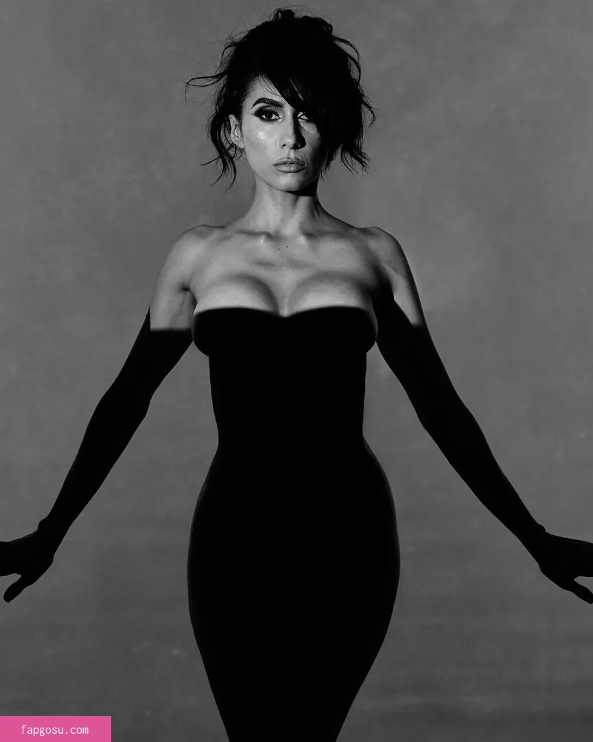 Cristina Valenzuela