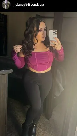 _daisyyy98 content