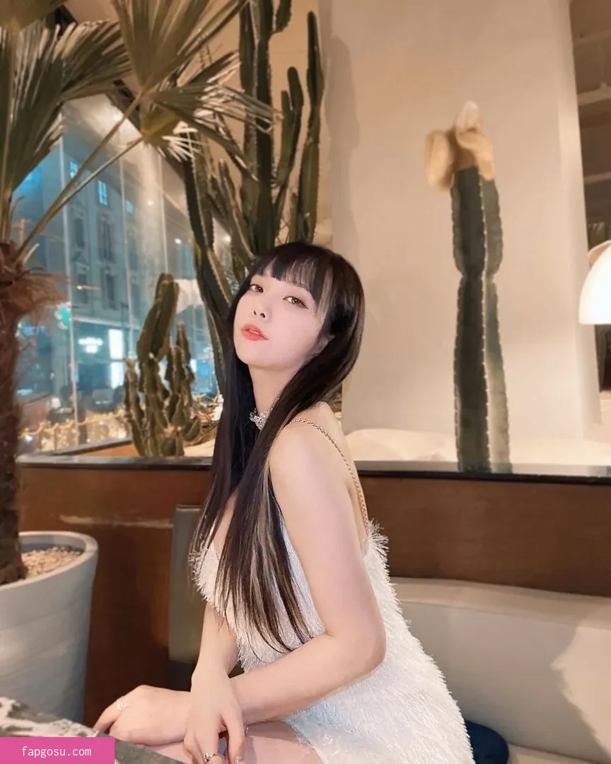 dami_amond