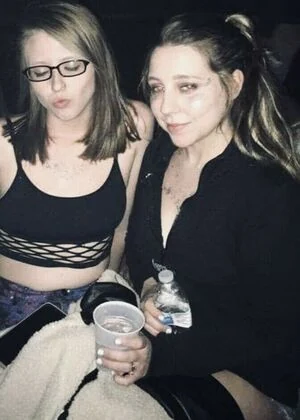 Daniibabee content