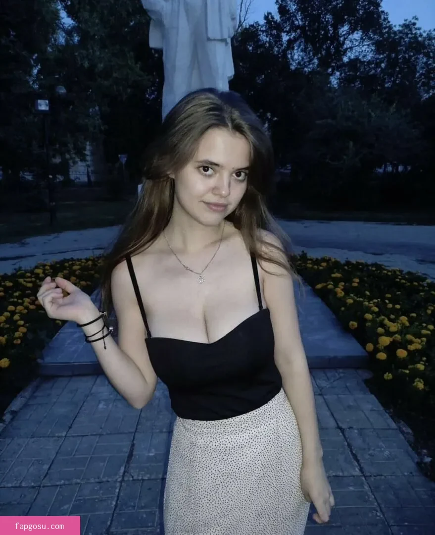Daria Aref