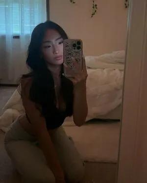 Daisy Chang content