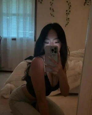 Daisy Chang content