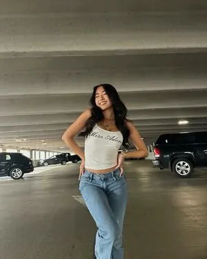 Daisy Chang content