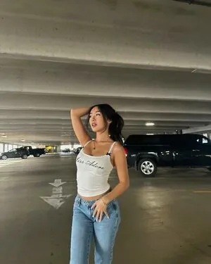 Daisy Chang content