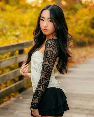 Daisy Chang content