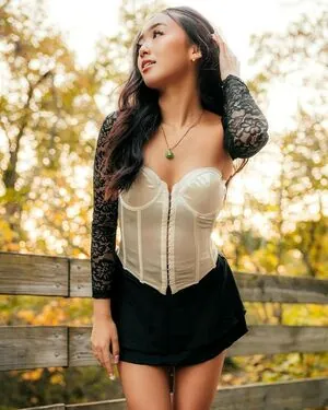 Daisy Chang content