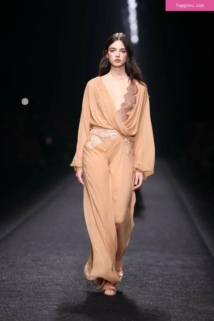 Deva Cassel