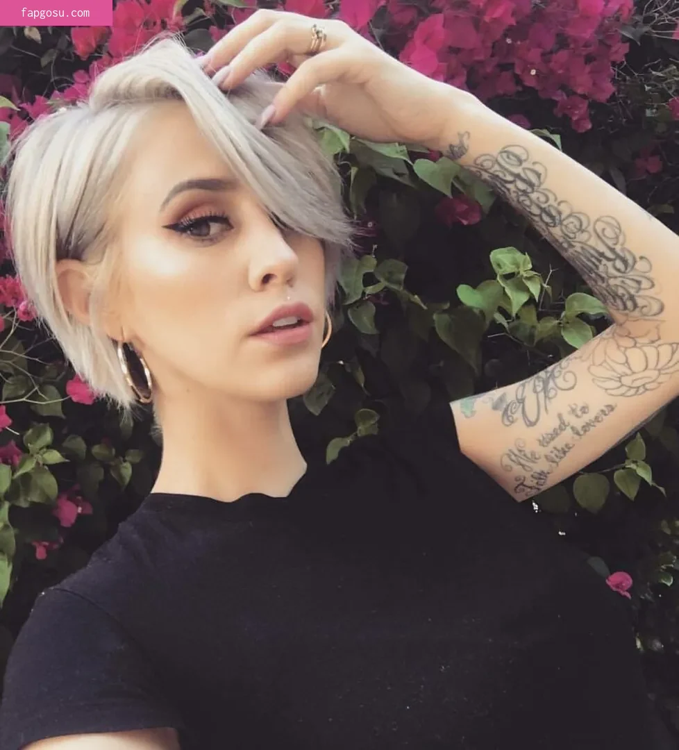 Dev (Devin Tailes)