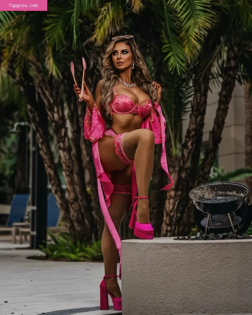 Danni Ellexo