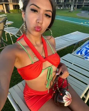 Destoosmiiley content
