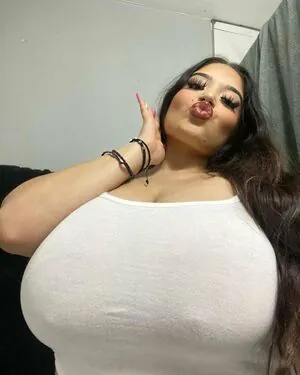 dezloaizaaa content