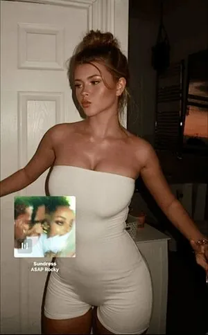 Darcey Garraway content