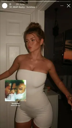 Darcey Garraway content