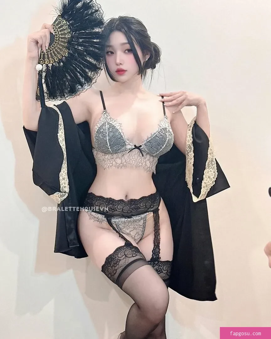 Duyenn Hipp - Photo #861