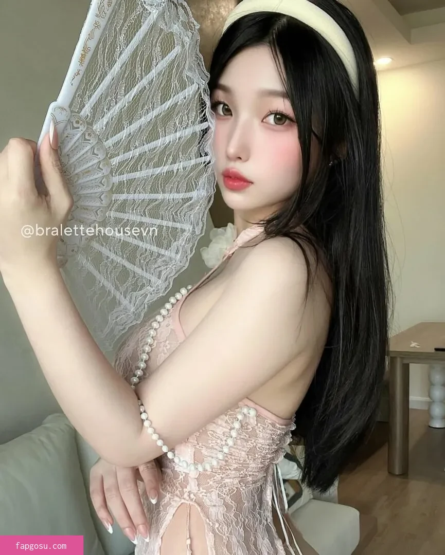 Duyenn Hipp - Photo #962
