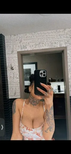Distortedd content