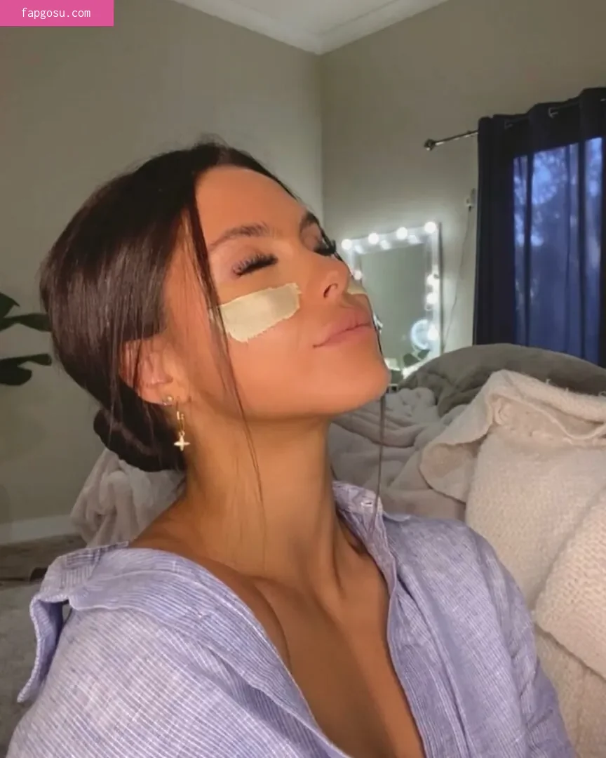 Desi Johnson