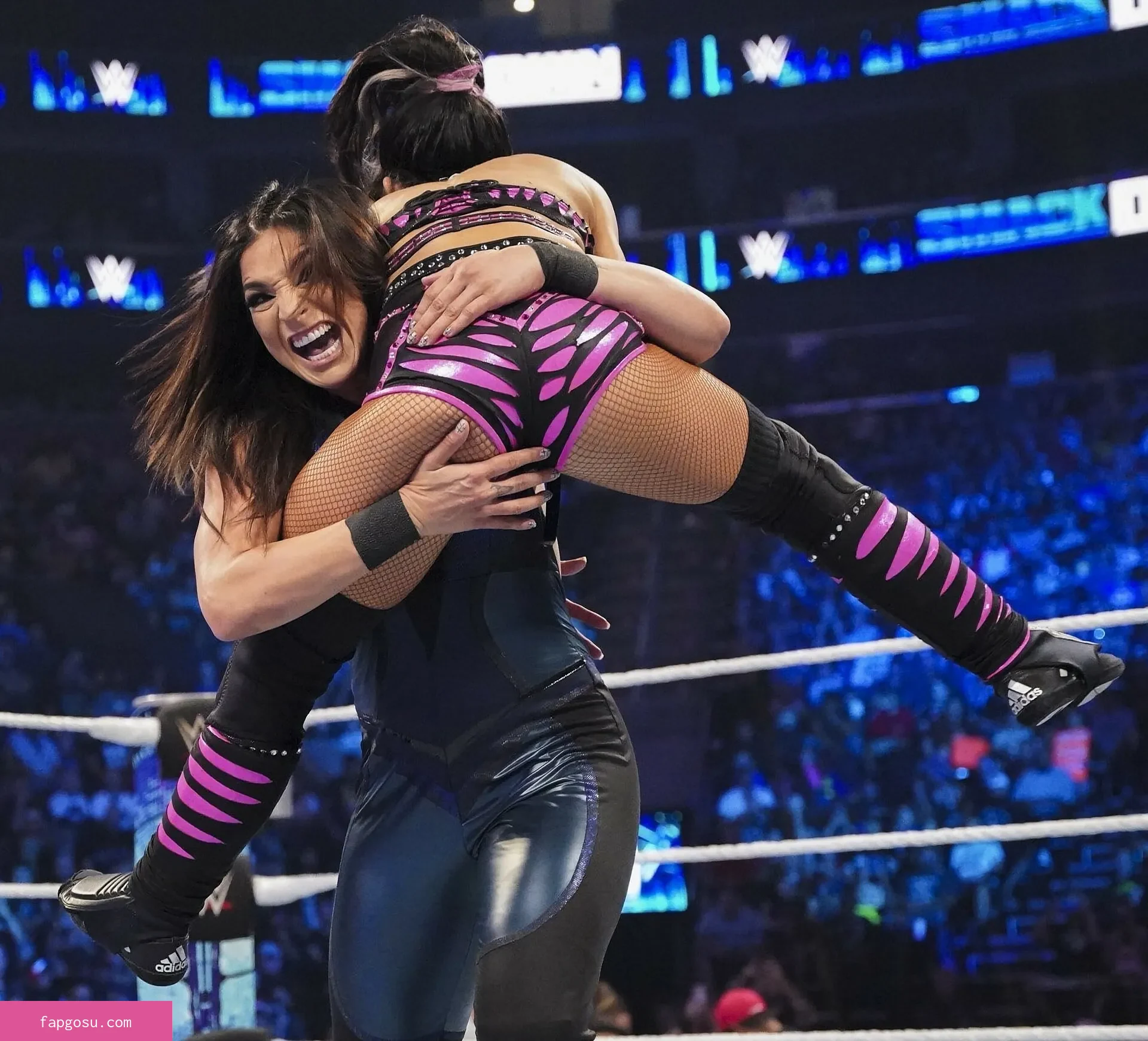Dakota Kai