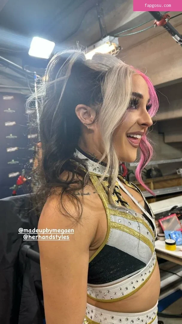 Dakota Kai